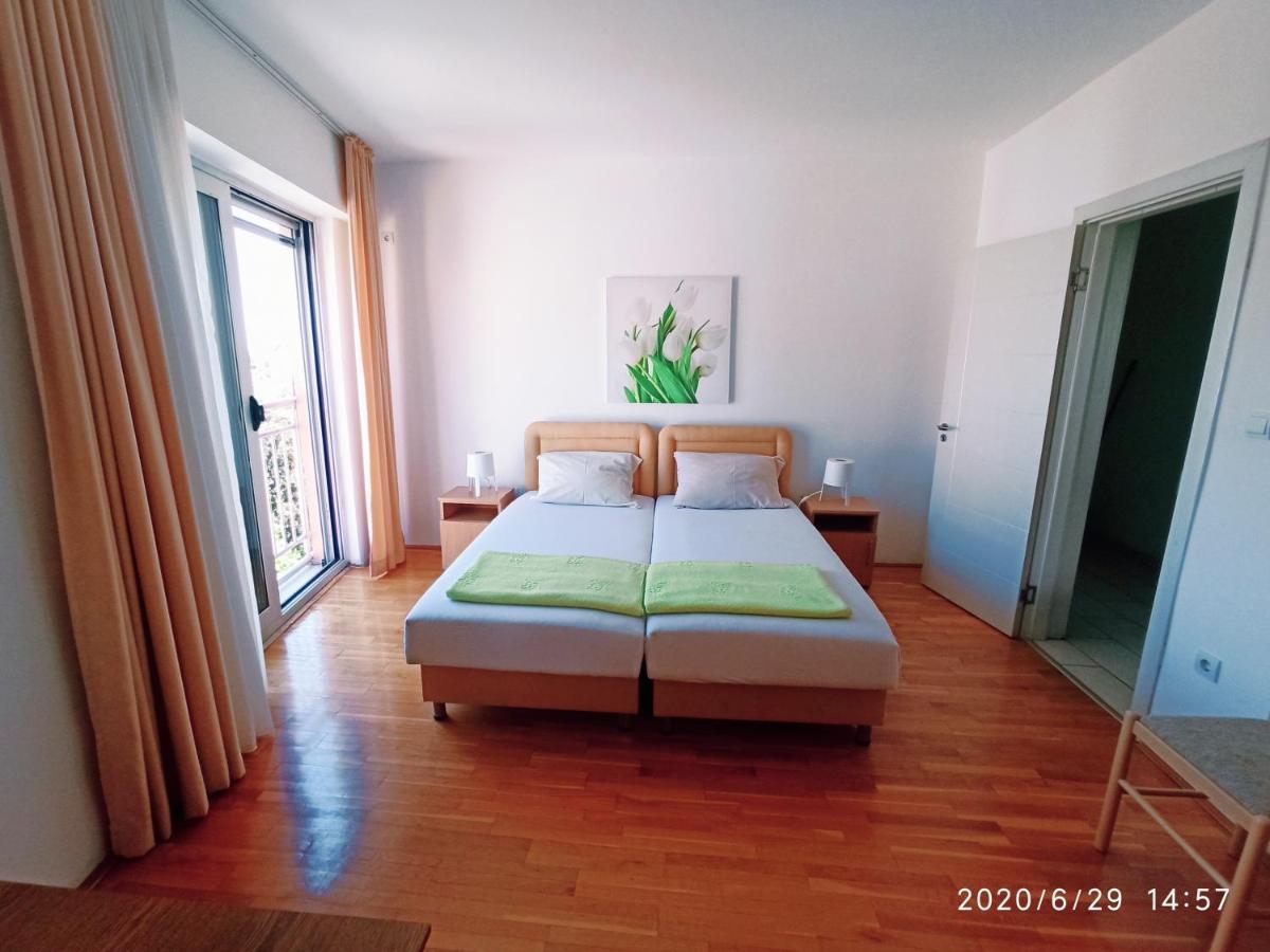 Apartments Mitende Budva Buitenkant foto