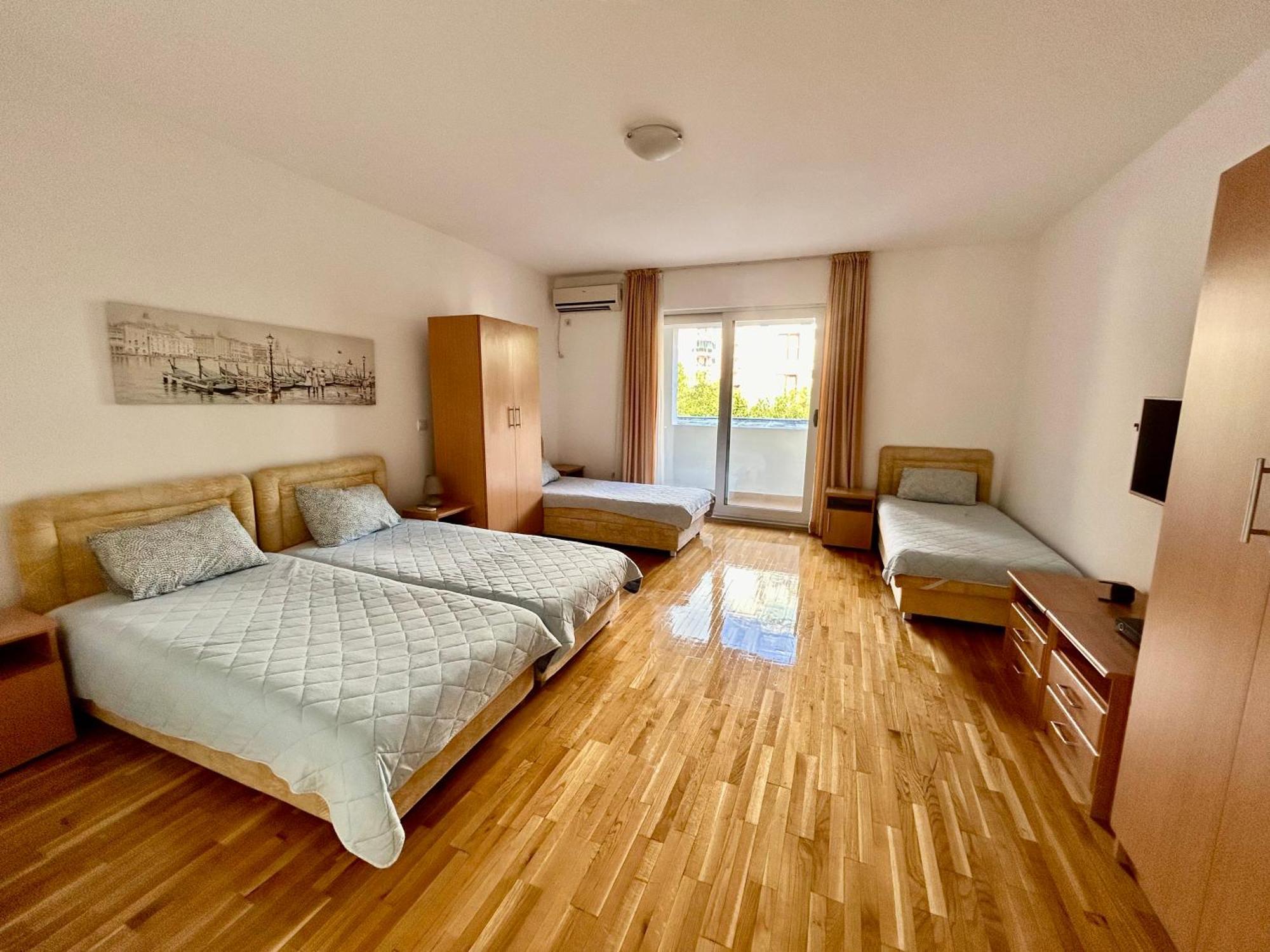 Apartments Mitende Budva Buitenkant foto