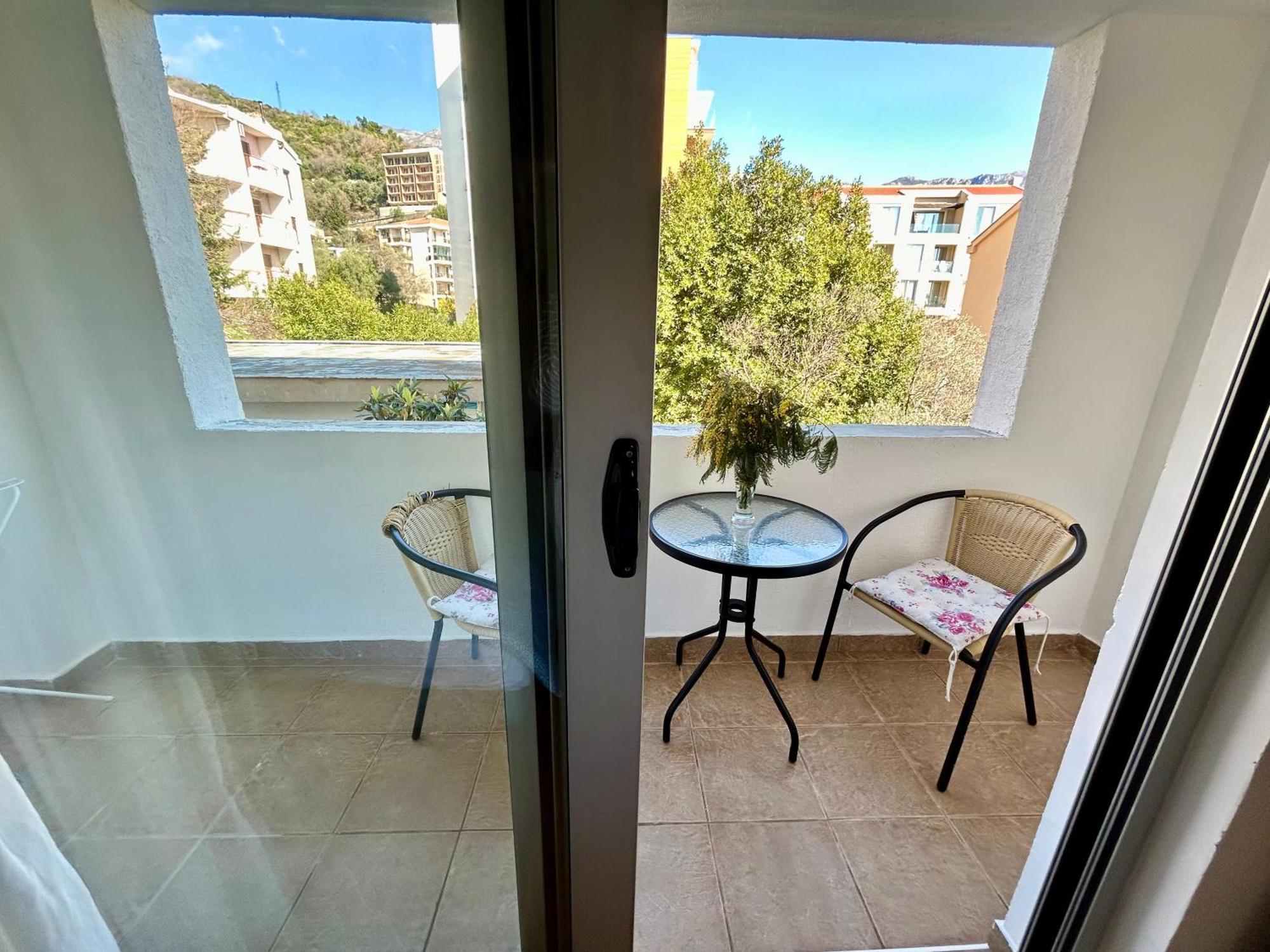 Apartments Mitende Budva Buitenkant foto