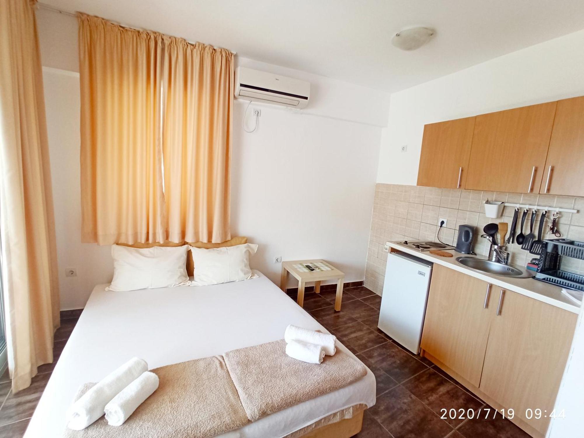 Apartments Mitende Budva Kamer foto